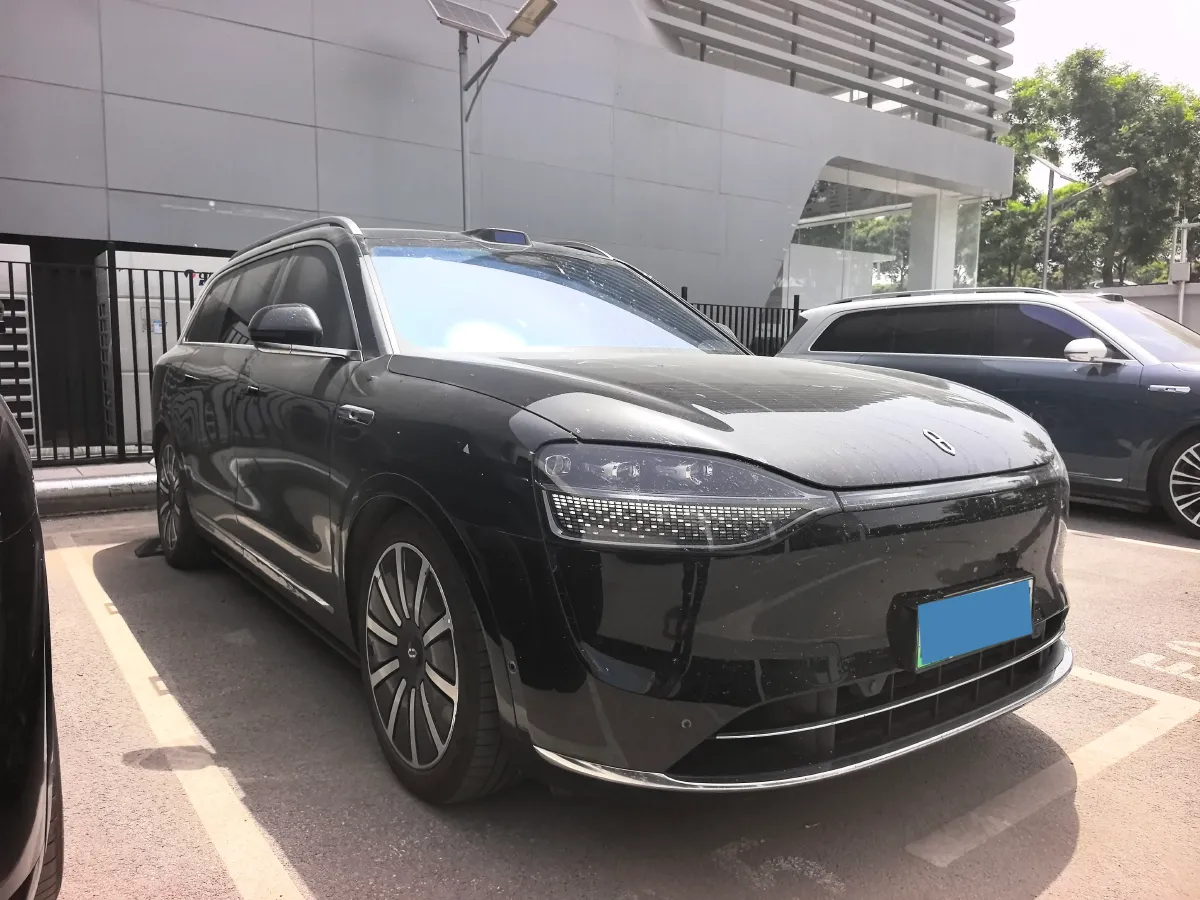 2024 AITO AITO M9 1.5T 152HP L4 REEV 52KWH,autocango,china used car exporter,china ev exporter,chinese used car exporter,chinese used ev exporter