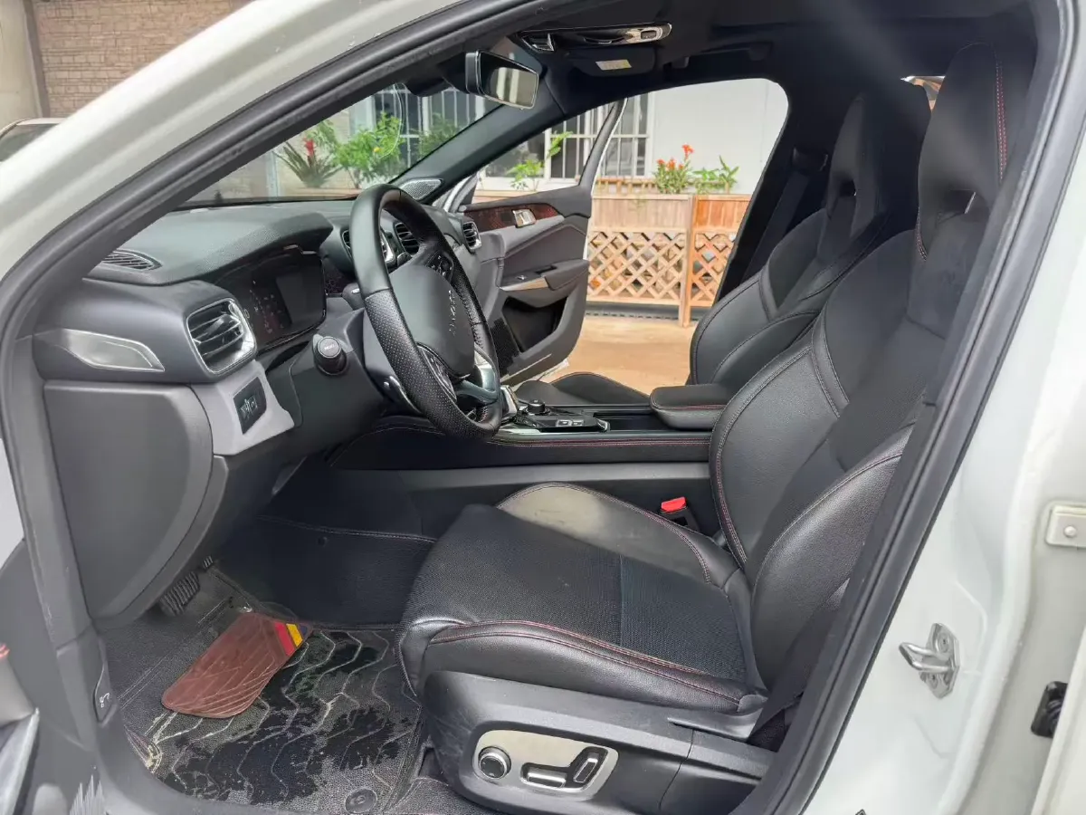 2019 LYNK&CO 01 2.0T 190HP L4 6AT,autocango,china used car exporter,china ev exporter,chinese used car exporter,chinese used ev exporter