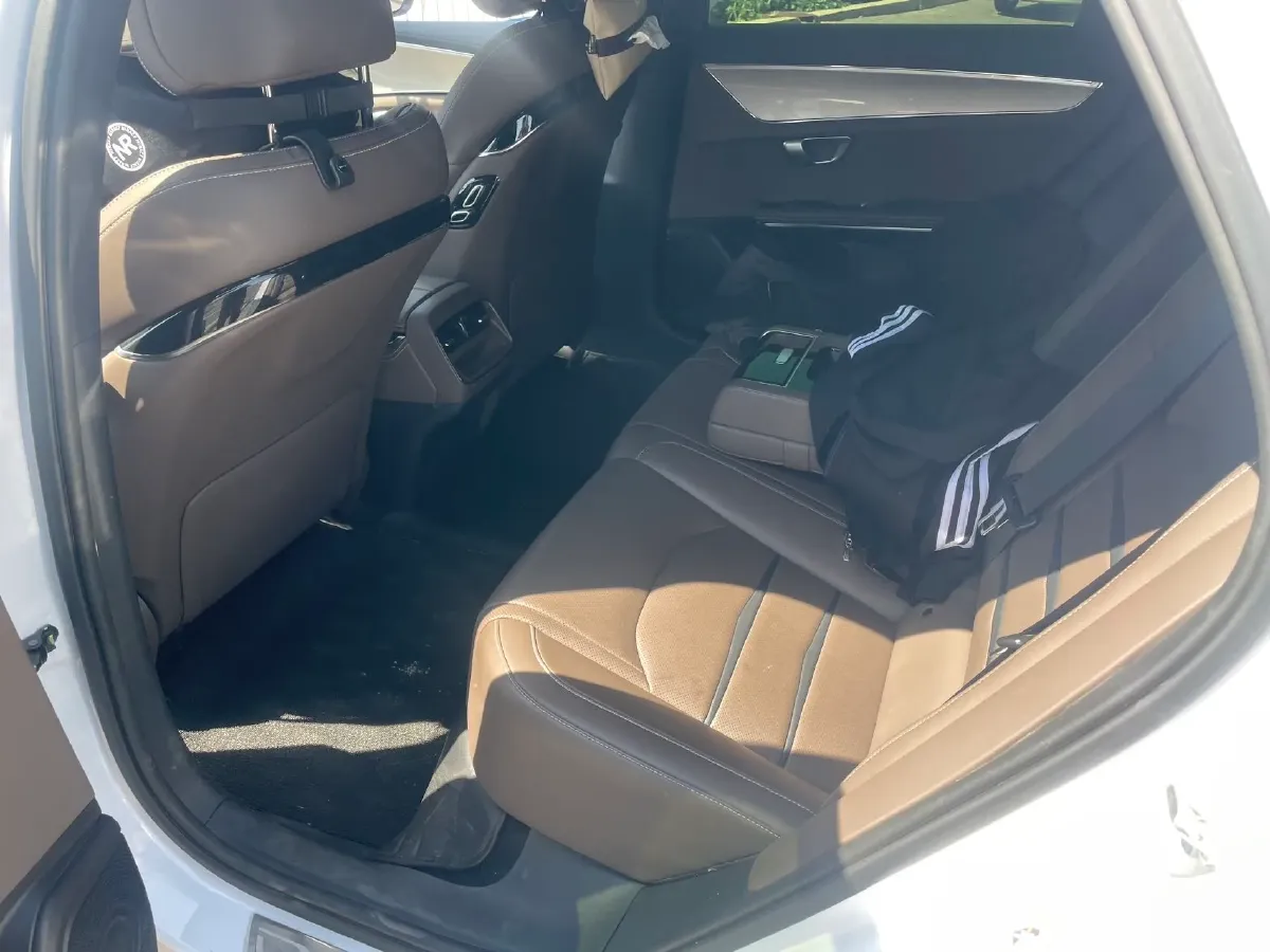 2021 BYD Han BEV 64.8KWH,autocango,china used car exporter,china ev exporter,chinese used car exporter,chinese used ev exporter