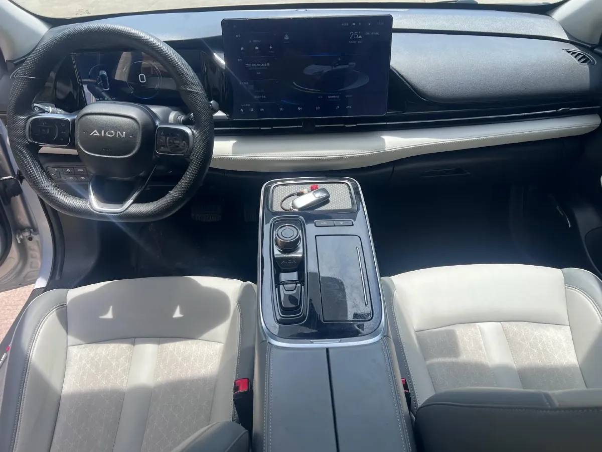 2022 LYNK&CO 02 2.0T 190HP L4 7DCT,autocango,china used car exporter,china ev exporter,chinese used car exporter,chinese used ev exporter