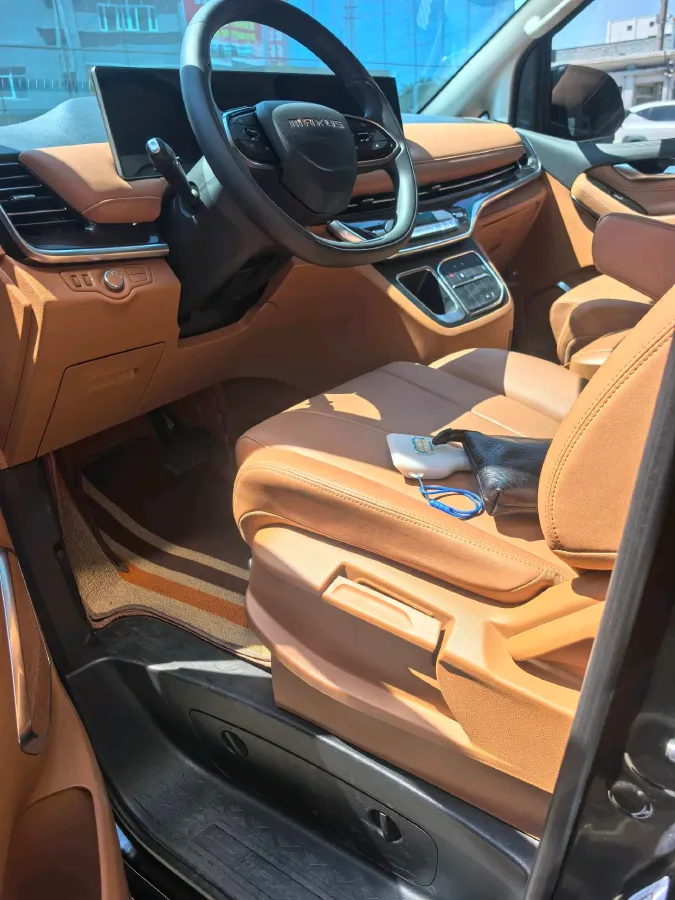 2025 MAXUS G10 2.0T 261HP L4 8AT,autocango,china used car exporter,china ev exporter,chinese used car exporter,chinese used ev exporter