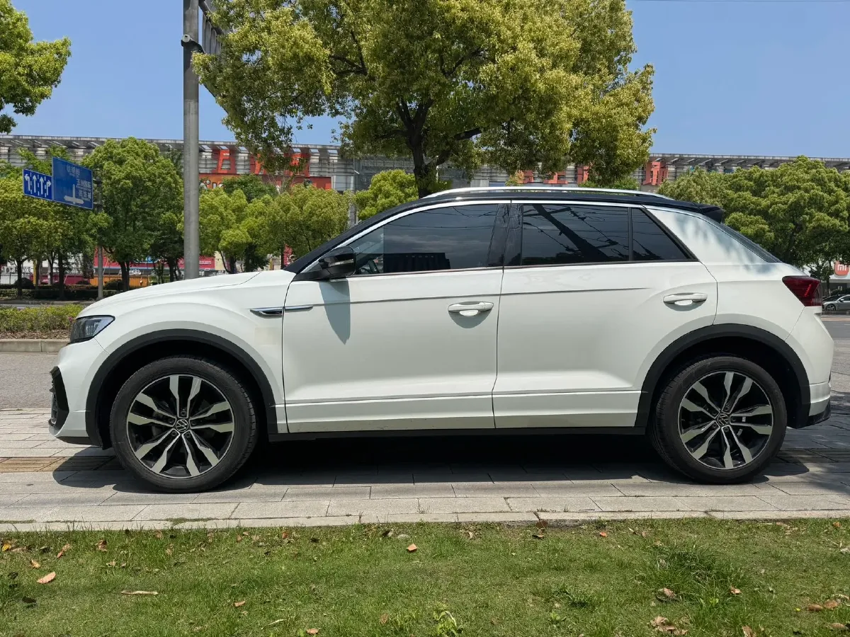 2022 Volkswagen T-Roc 1.4T 150HP L4 7DCT,autocango,china used car exporter,china ev exporter,chinese used car exporter,chinese used ev exporter