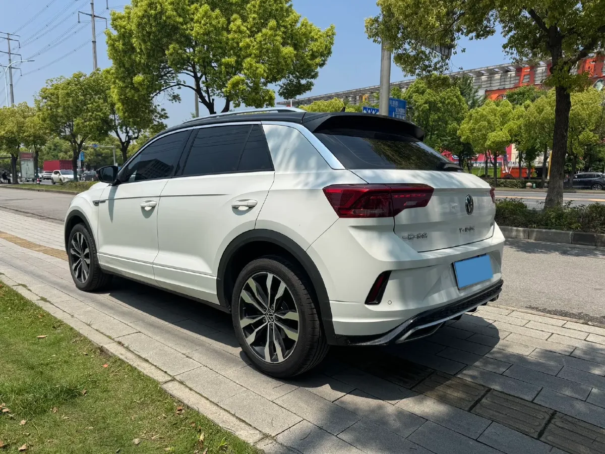 2022 Volkswagen T-Roc 1.4T 150HP L4 7DCT,autocango,china used car exporter,china ev exporter,chinese used car exporter,chinese used ev exporter