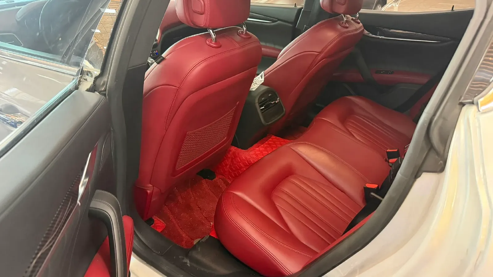 2019 Maserati Ghibli 3.0T 350HP V6 8AT,autocango,china used car exporter,china ev exporter,chinese used car exporter,chinese used ev exporter
