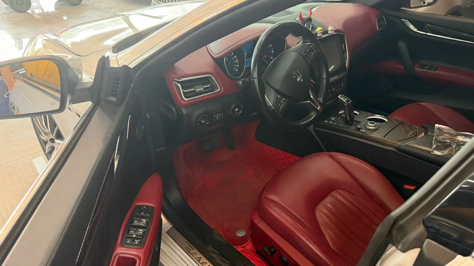 2019 Maserati Ghibli 3.0T 350HP V6 8AT,autocango,china used car exporter,china ev exporter,chinese used car exporter,chinese used ev exporter
