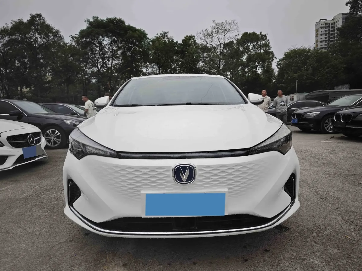 2022 ChangAn Eado BEV 47.78KWH,autocango,china used car exporter,china ev exporter,chinese used car exporter,chinese used ev exporter