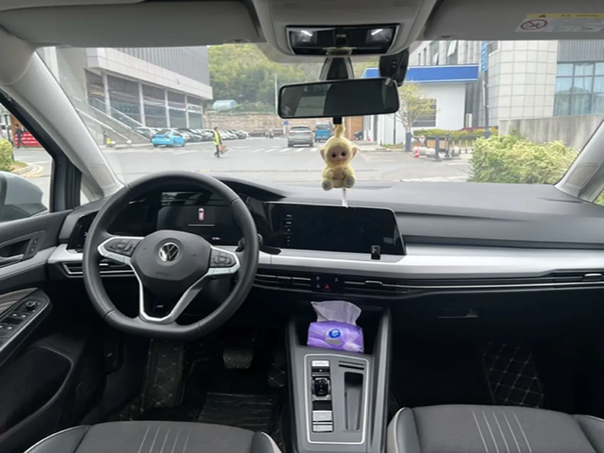 2023 Volkswagen Golf 1.4T 150HP L4 7DCT,autocango,china used car exporter,china ev exporter,chinese used car exporter,chinese used ev exporter