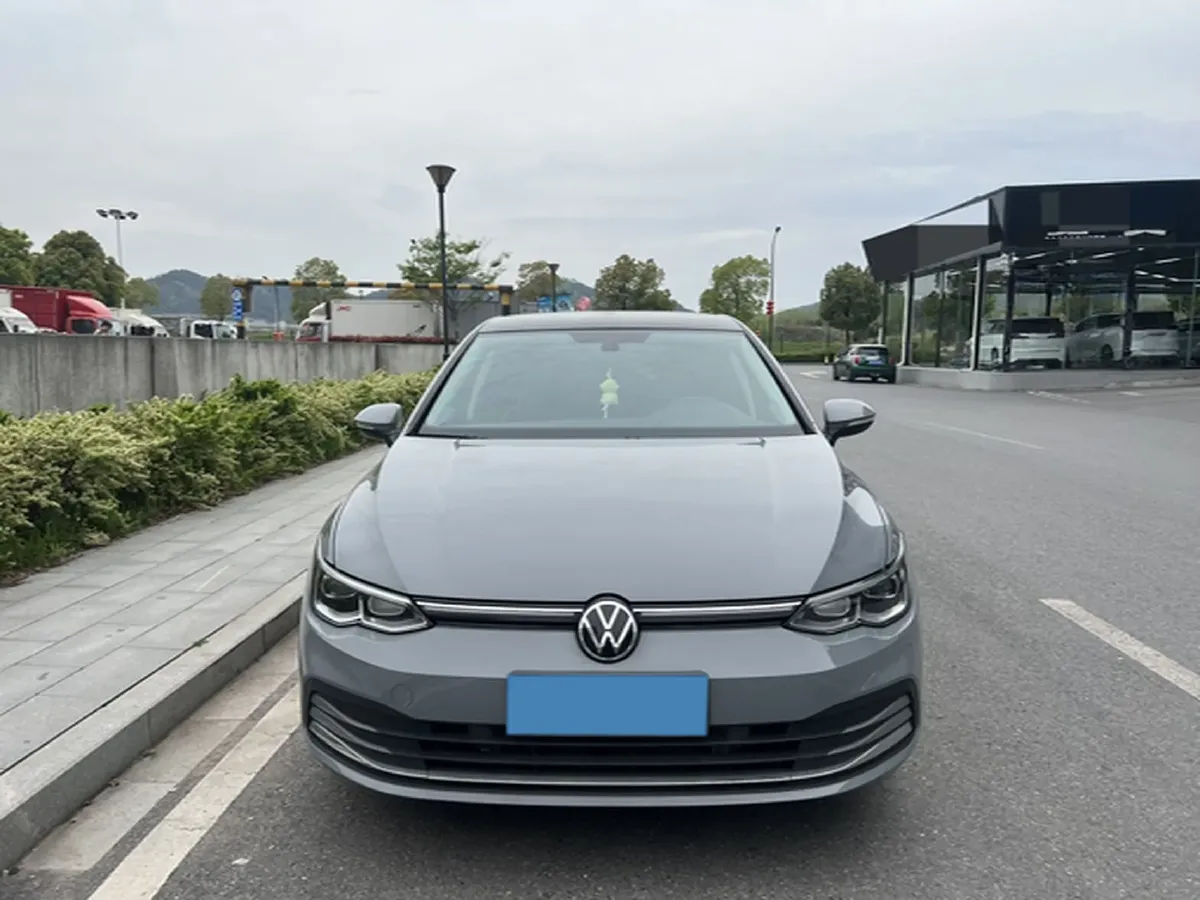 2023 Volkswagen Golf 1.4T 150HP L4 7DCT,autocango,china used car exporter,china ev exporter,chinese used car exporter,chinese used ev exporter