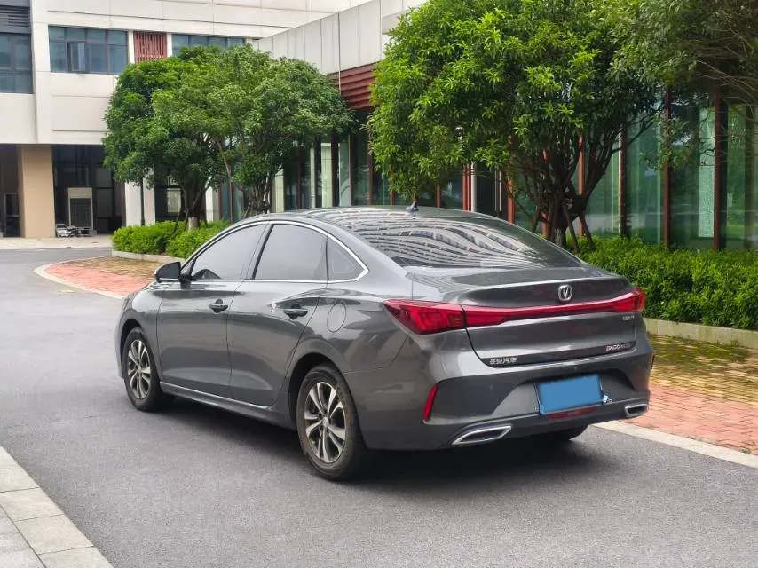 2022 ChangAn Eado 1.4T 160HP L4 7DCT,autocango,china used car exporter,china ev exporter,chinese used car exporter,chinese used ev exporter