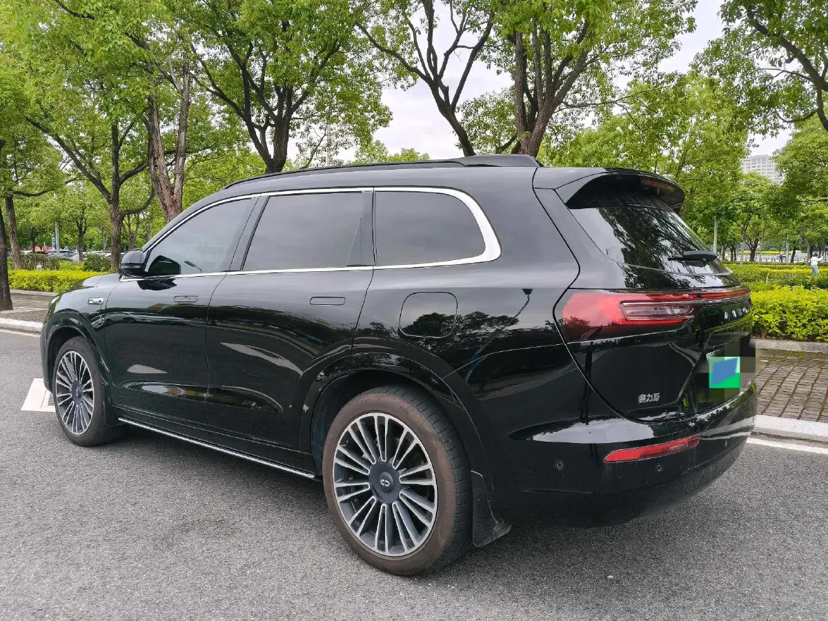 2024 AITO AITO M7 1.5T 152HP L4 REEV 42KWH,autocango,china used car exporter,china ev exporter,chinese used car exporter,chinese used ev exporter
