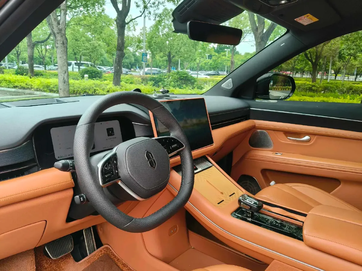 2024 AITO AITO M7 1.5T 152HP L4 REEV 42KWH,autocango,china used car exporter,china ev exporter,chinese used car exporter,chinese used ev exporter