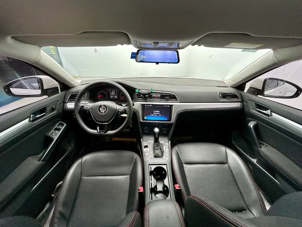 2019 Volkswagen T-Cross 1.4T 150HP L4 7DCT,autocango,china used car exporter,china ev exporter,chinese used car exporter,chinese used ev exporter