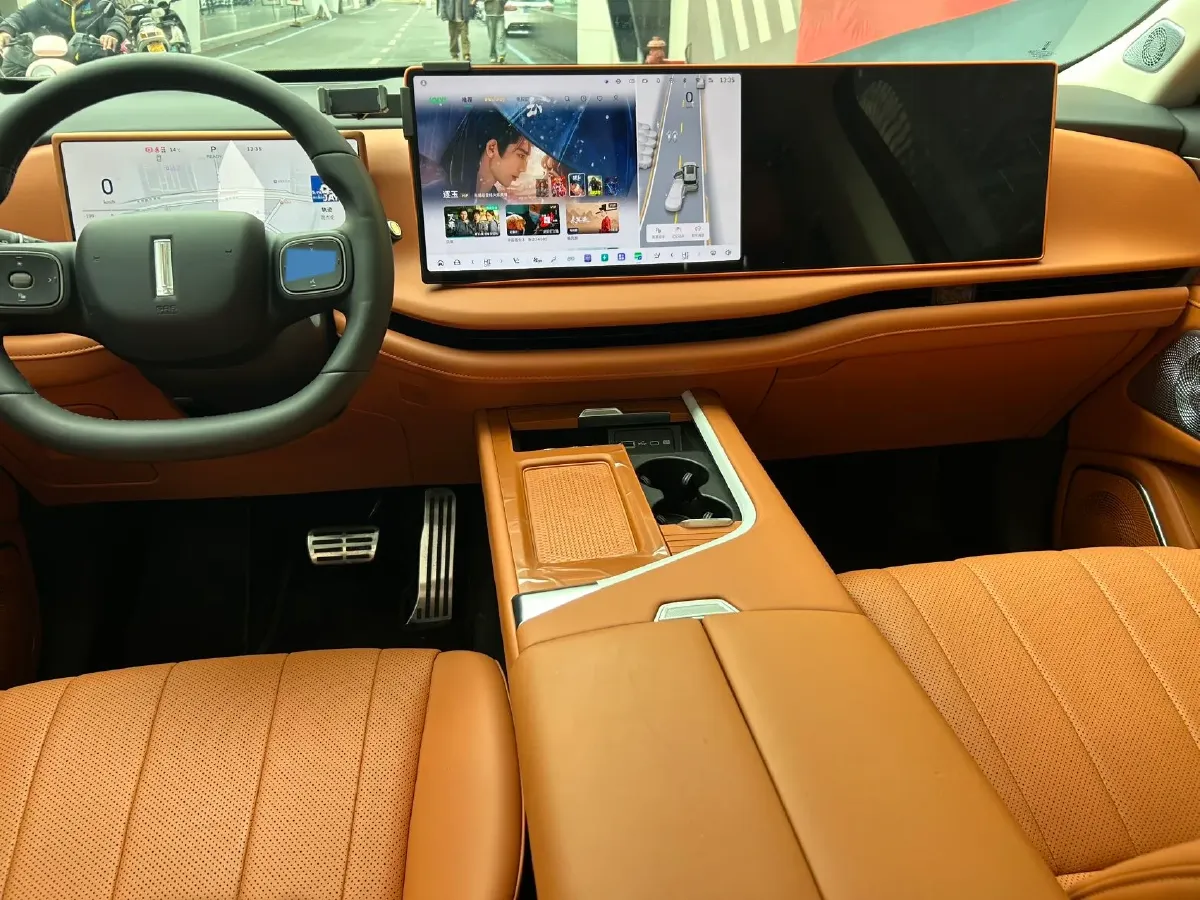 2025 WEY BlueMountain 1.5T 170HP L4 4DHT PHEV 44.5KWH,autocango,china used car exporter,china ev exporter,chinese used car exporter,chinese used ev exporter