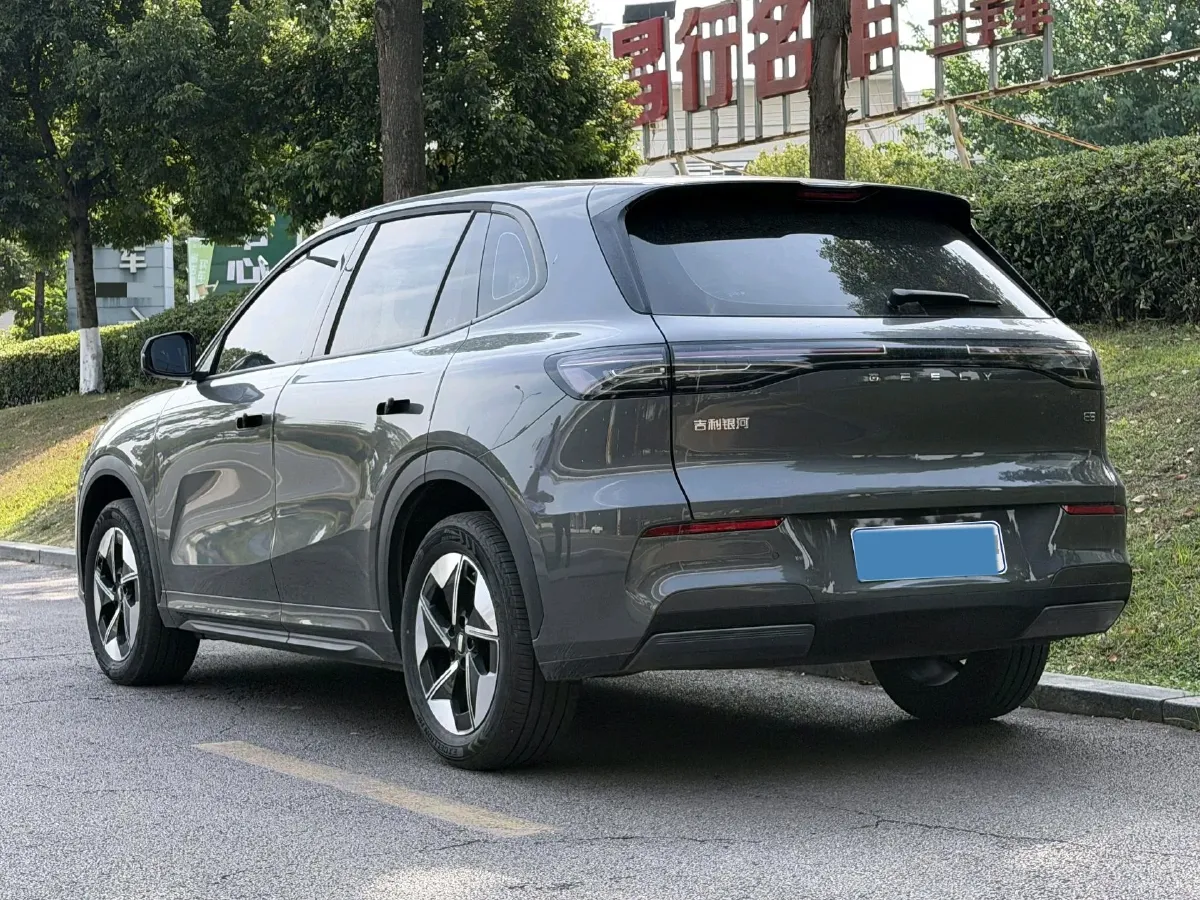 2024 YuanChen Super Van BEV 51KWH,autocango,china used car exporter,china ev exporter,chinese used car exporter,chinese used ev exporter