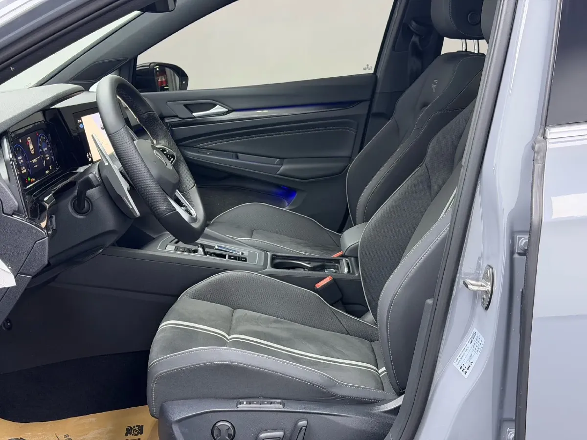 2021 Volkswagen Golf 1.4T 150HP L4 7DCT,autocango,china used car exporter,china ev exporter,chinese used car exporter,chinese used ev exporter