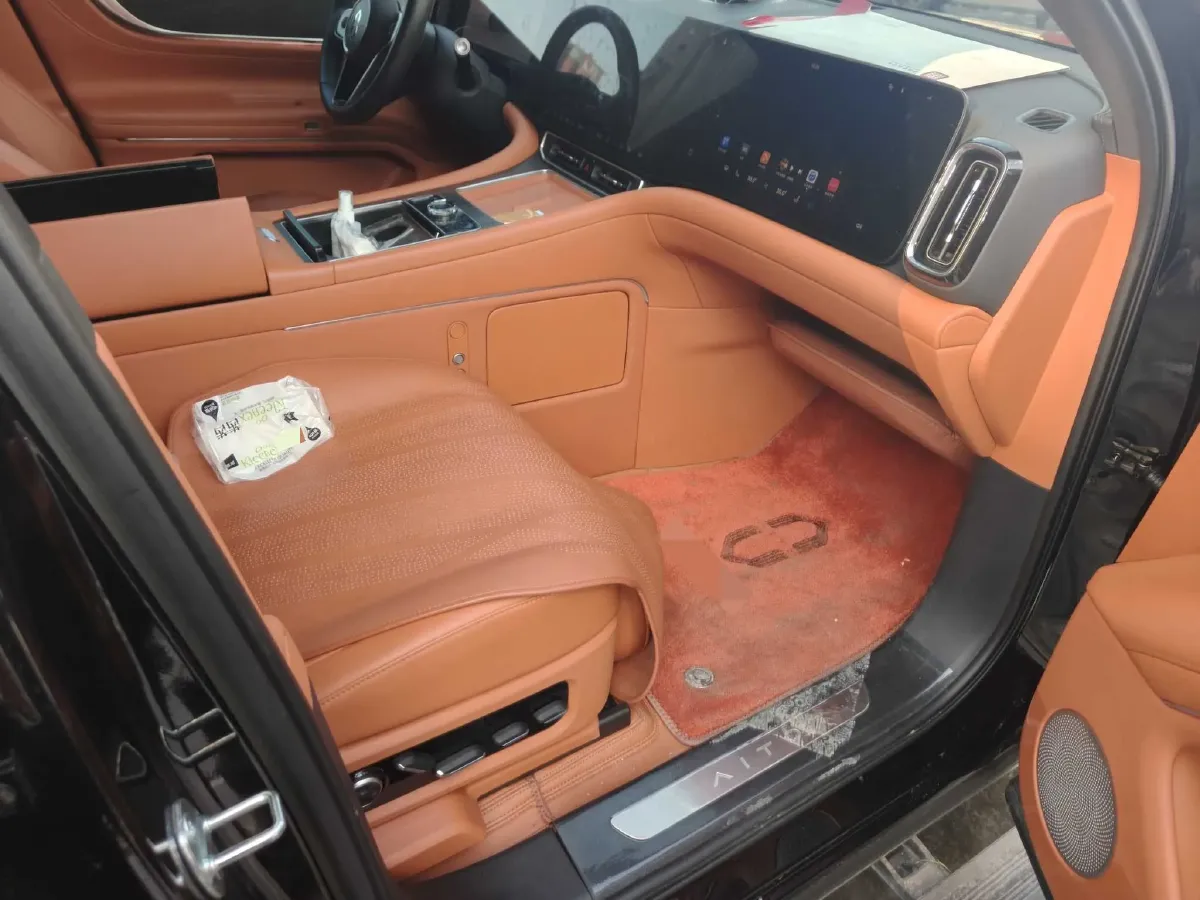 2024 AITO AITO M9 1.5T 152HP L4 REEV 42KWH,autocango,china used car exporter,china ev exporter,chinese used car exporter,chinese used ev exporter