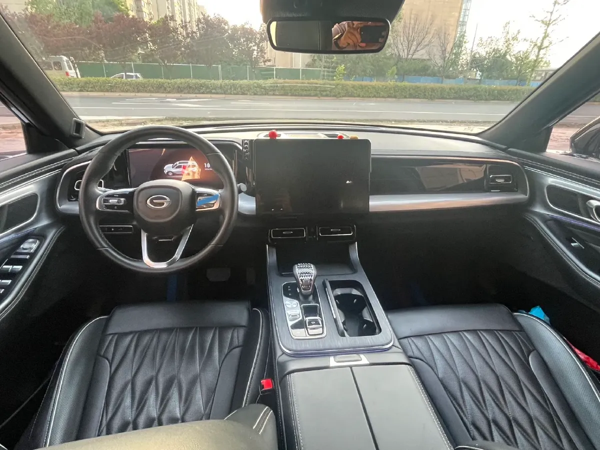 2022 GAC Trumpchi GS8 2.0T 252HP L4 8AT,autocango,china used car exporter,china ev exporter,chinese used car exporter,chinese used ev exporter