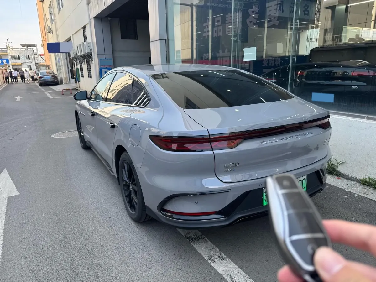 2025 BYD Han 1.5T 156HP L4 E-CVT PHEV,autocango,china used car exporter,china ev exporter,chinese used car exporter,chinese used ev exporter