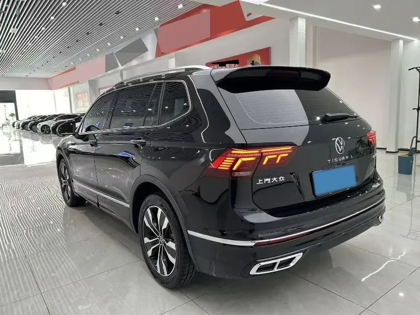 2024 Volkswagen Tiguan L 2.0T 186HP L4 7DCT,autocango,china used car exporter,china ev exporter,chinese used car exporter,chinese used ev exporter