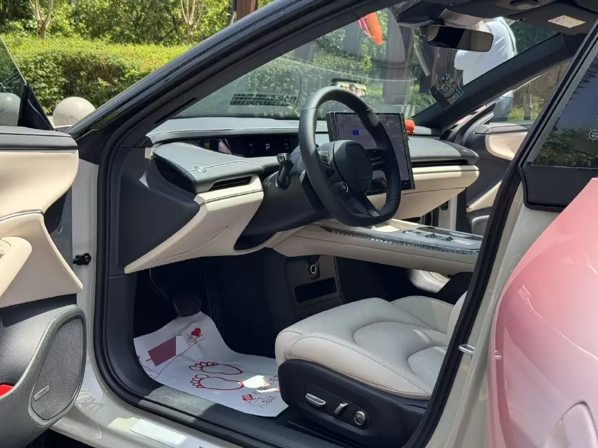 2024 MI SU7 BEV 73.6KWH,autocango,china used car exporter,china ev exporter,chinese used car exporter,chinese used ev exporter
