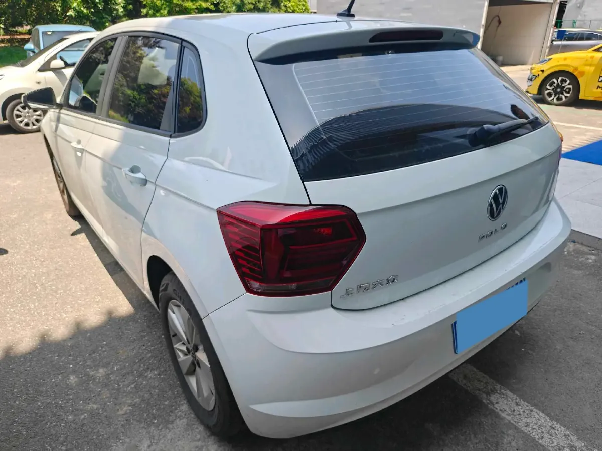 2023 Volkswagen Polo 1.5L 110HP L4 6AT,autocango,china used car exporter,china ev exporter,chinese used car exporter,chinese used ev exporter