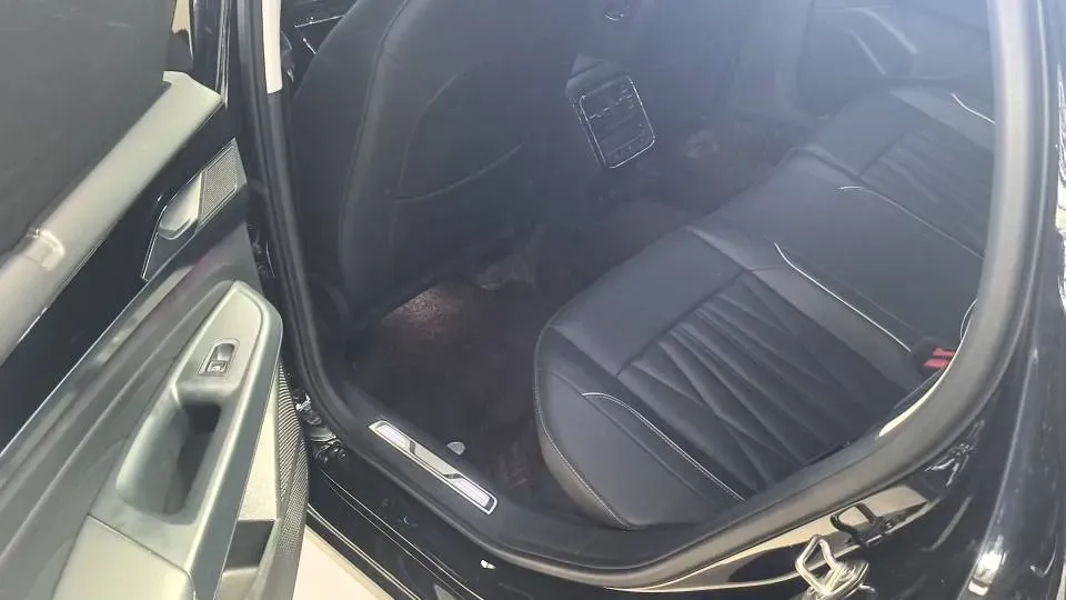2023 Volkswagen Passat 2.0T 186HP L4 7DCT,autocango,china used car exporter,china ev exporter,chinese used car exporter,chinese used ev exporter