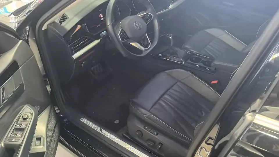 2023 Volkswagen Passat 2.0T 186HP L4 7DCT,autocango,china used car exporter,china ev exporter,chinese used car exporter,chinese used ev exporter