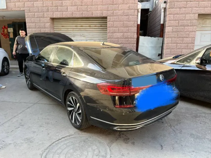 2023 Volkswagen Passat 2.0T 186HP L4 7DCT,autocango,china used car exporter,china ev exporter,chinese used car exporter,chinese used ev exporter