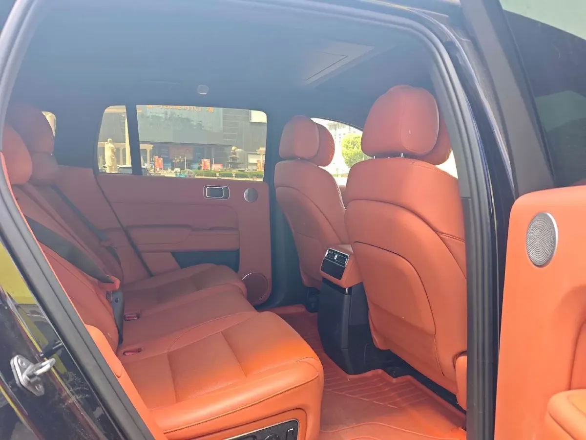 2024 Li L8 Range Extended 154HP REEV 52.3KWH,autocango,china used car exporter,china ev exporter,chinese used car exporter,chinese used ev exporter