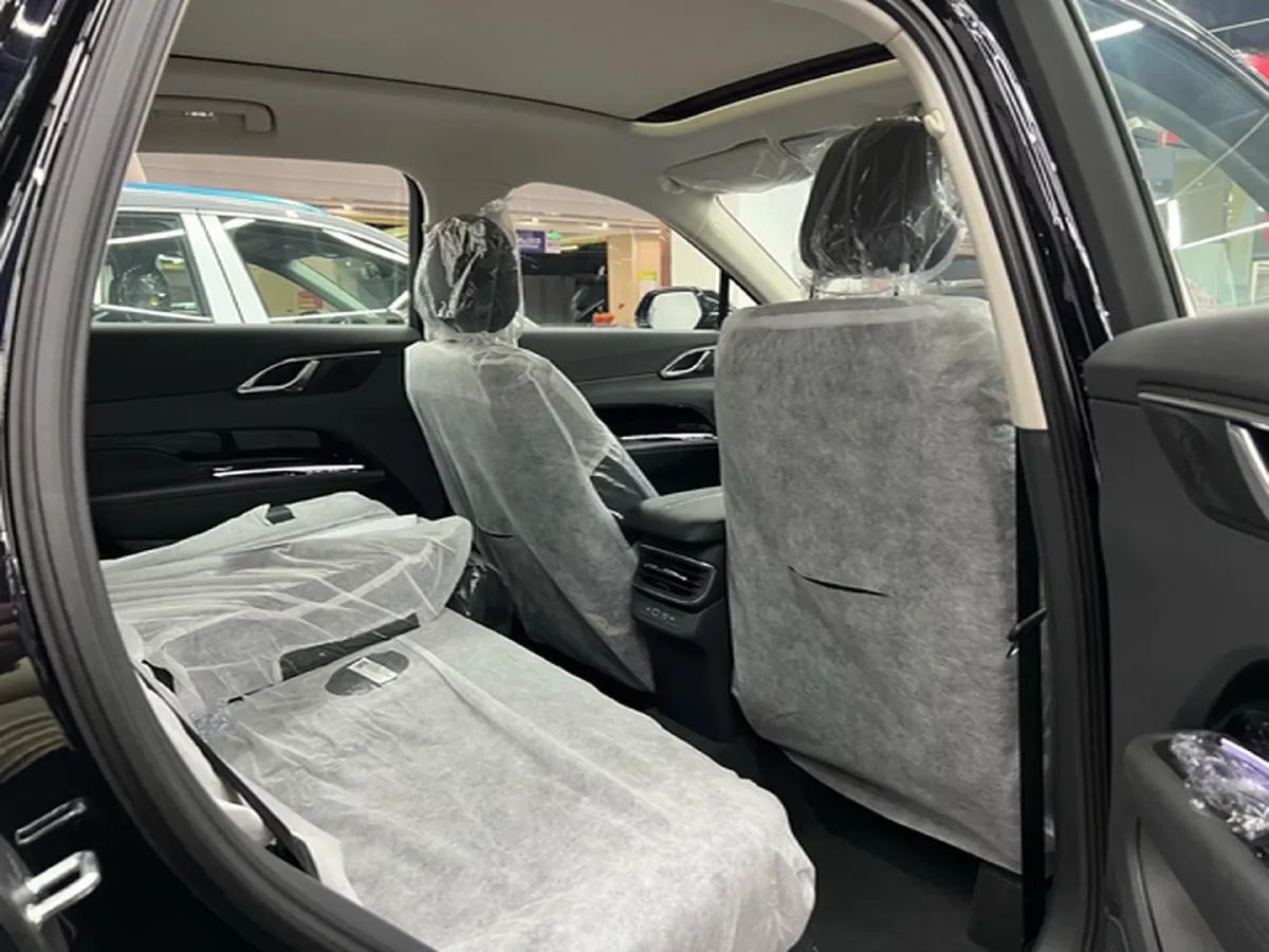 2025 HongQi HS3 1.5T 150HP L4 1DHT PHEV,autocango,china used car exporter,china ev exporter,chinese used car exporter,chinese used ev exporter