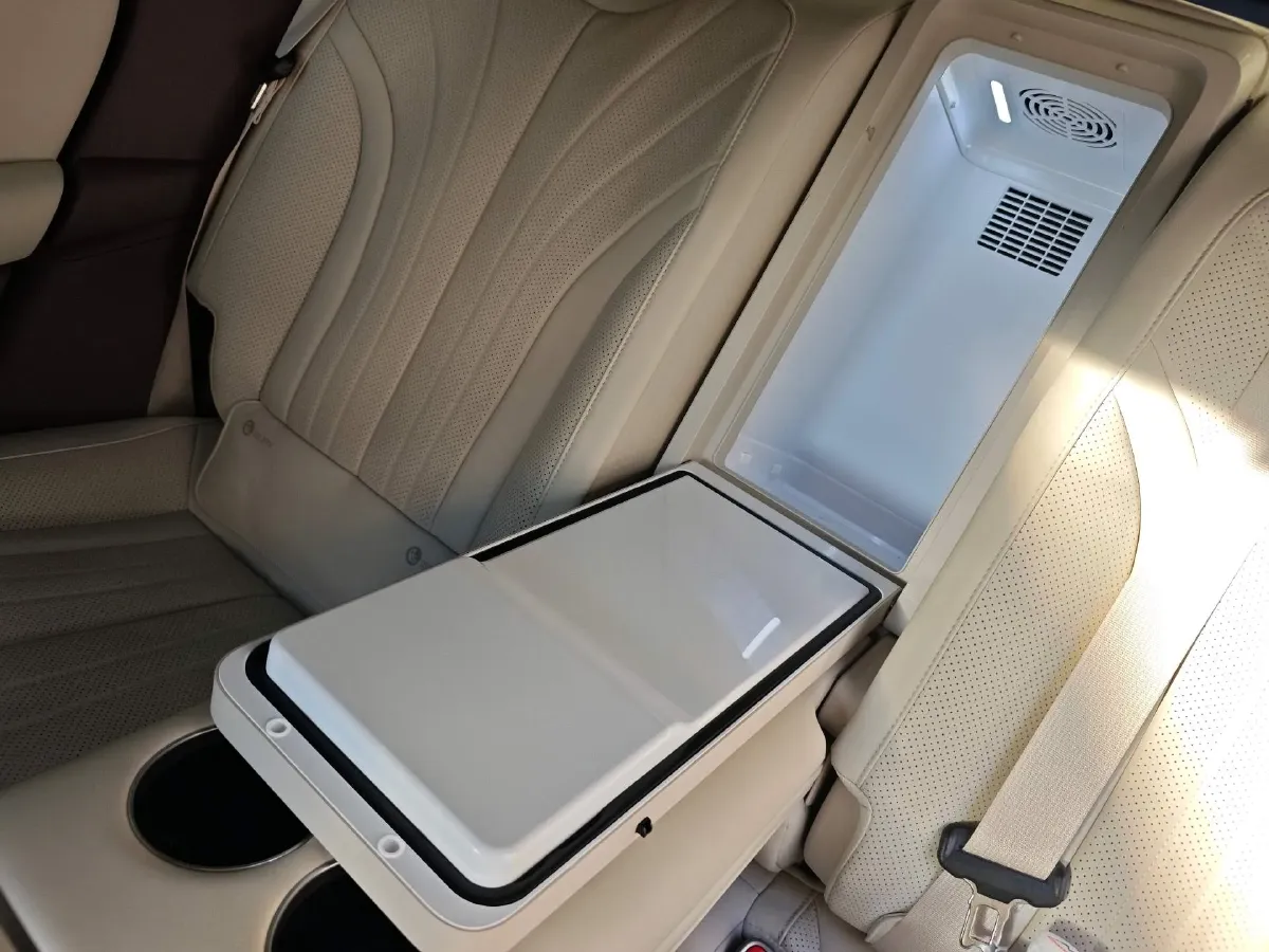 2024 Denza DenzaZ9GT 2.0T 207HP L4 E-CVT PHEV 38.5KWH,autocango,china used car exporter,china ev exporter,chinese used car exporter,chinese used ev exporter