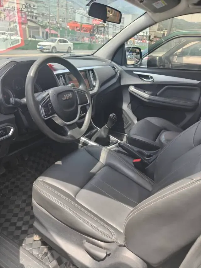 2022 Isuzu RE-MAX Jim 2.8T 120HP L4 5MT,autocango,china used car exporter,china ev exporter,chinese used car exporter,chinese used ev exporter
