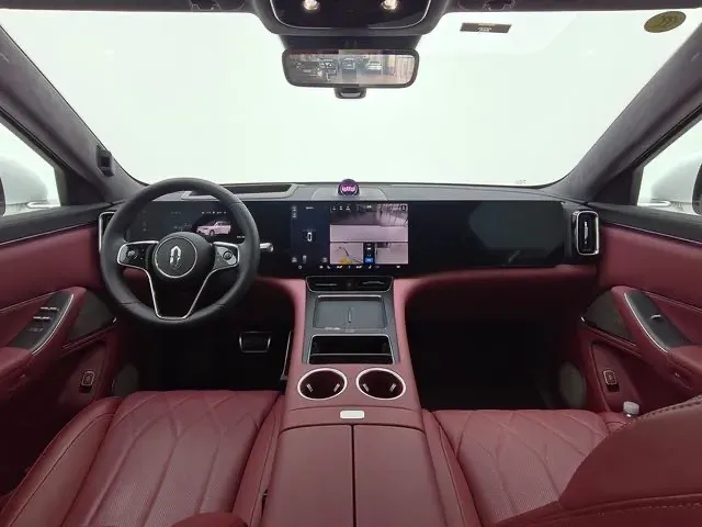 2025 AITO AITO M8 REEV 160HP REEV 53.4KWH,autocango,china used car exporter,china ev exporter,chinese used car exporter,chinese used ev exporter