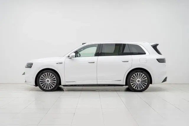 2025 AITO AITO M8 REEV 160HP REEV 53.4KWH,autocango,china used car exporter,china ev exporter,chinese used car exporter,chinese used ev exporter