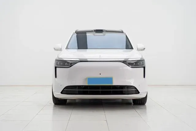 2025 AITO AITO M8 REEV 160HP REEV 53.4KWH,autocango,china used car exporter,china ev exporter,chinese used car exporter,chinese used ev exporter
