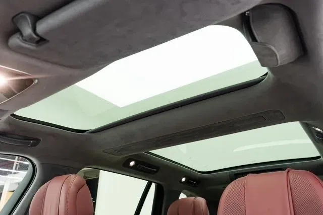2025 AITO AITO M8 REEV 160HP REEV 53.4KWH,autocango,china used car exporter,china ev exporter,chinese used car exporter,chinese used ev exporter