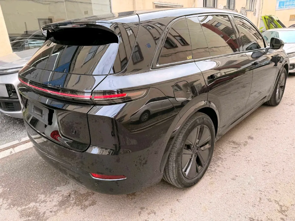 2024 Li L8 Range Extended 154HP REEV 42.8KWH,autocango,china used car exporter,china ev exporter,chinese used car exporter,chinese used ev exporter
