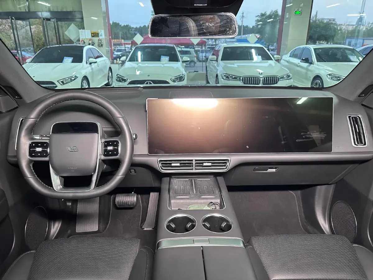 2024 Li L6 Range Extended 154HP L4 REEV 36.8KWH,autocango,china used car exporter,china ev exporter,chinese used car exporter,chinese used ev exporter