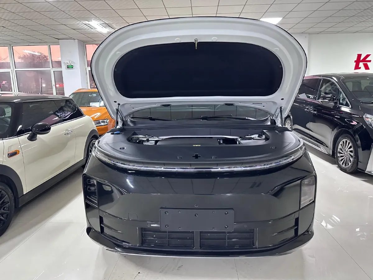 2024 Li L6 Range Extended 154HP L4 REEV 36.8KWH,autocango,china used car exporter,china ev exporter,chinese used car exporter,chinese used ev exporter