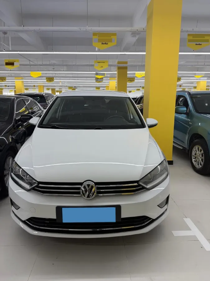 2016 Volkswagen Golf Sportsvan 1.6L 110HP L4 6AT,autocango,china used car exporter,china ev exporter,chinese used car exporter,chinese used ev exporter