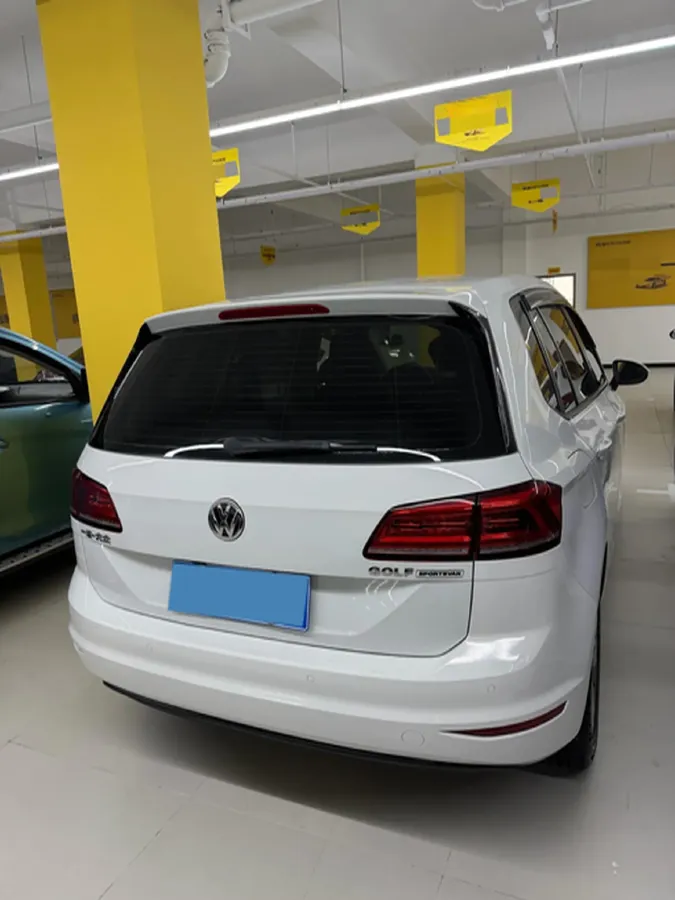 2016 Volkswagen Golf Sportsvan 1.6L 110HP L4 6AT,autocango,china used car exporter,china ev exporter,chinese used car exporter,chinese used ev exporter