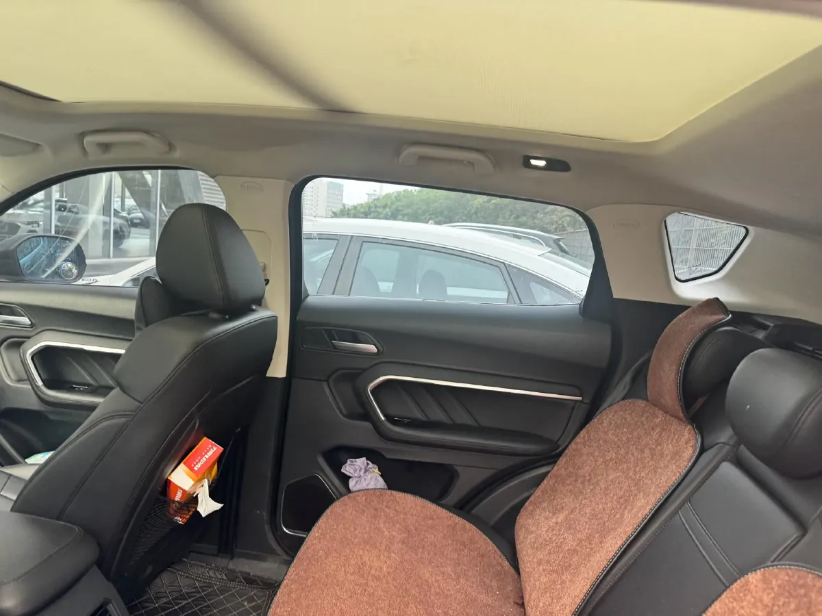 2018 Haval H6 1.5T 169HP L4 7DCT,autocango,china used car exporter,china ev exporter,chinese used car exporter,chinese used ev exporter