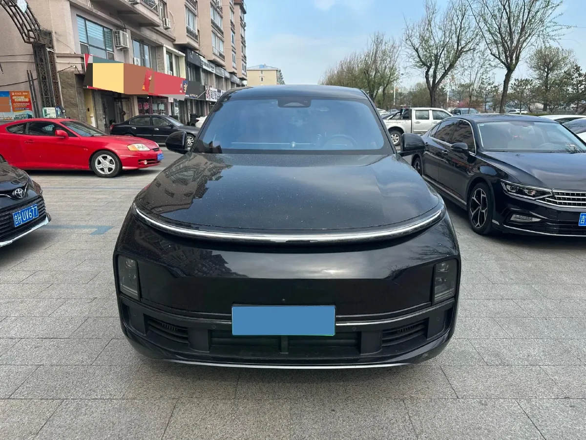 2023 Li L8 Range Extended 154HP REEV 40.9KWH,autocango,china used car exporter,china ev exporter,chinese used car exporter,chinese used ev exporter