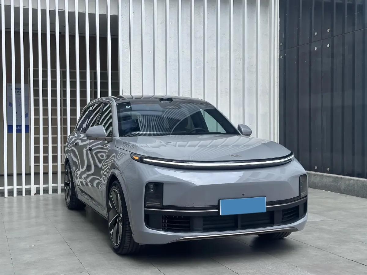 2025 Li L9 Range Extended 154HP REEV,autocango,china used car exporter,china ev exporter,chinese used car exporter,chinese used ev exporter