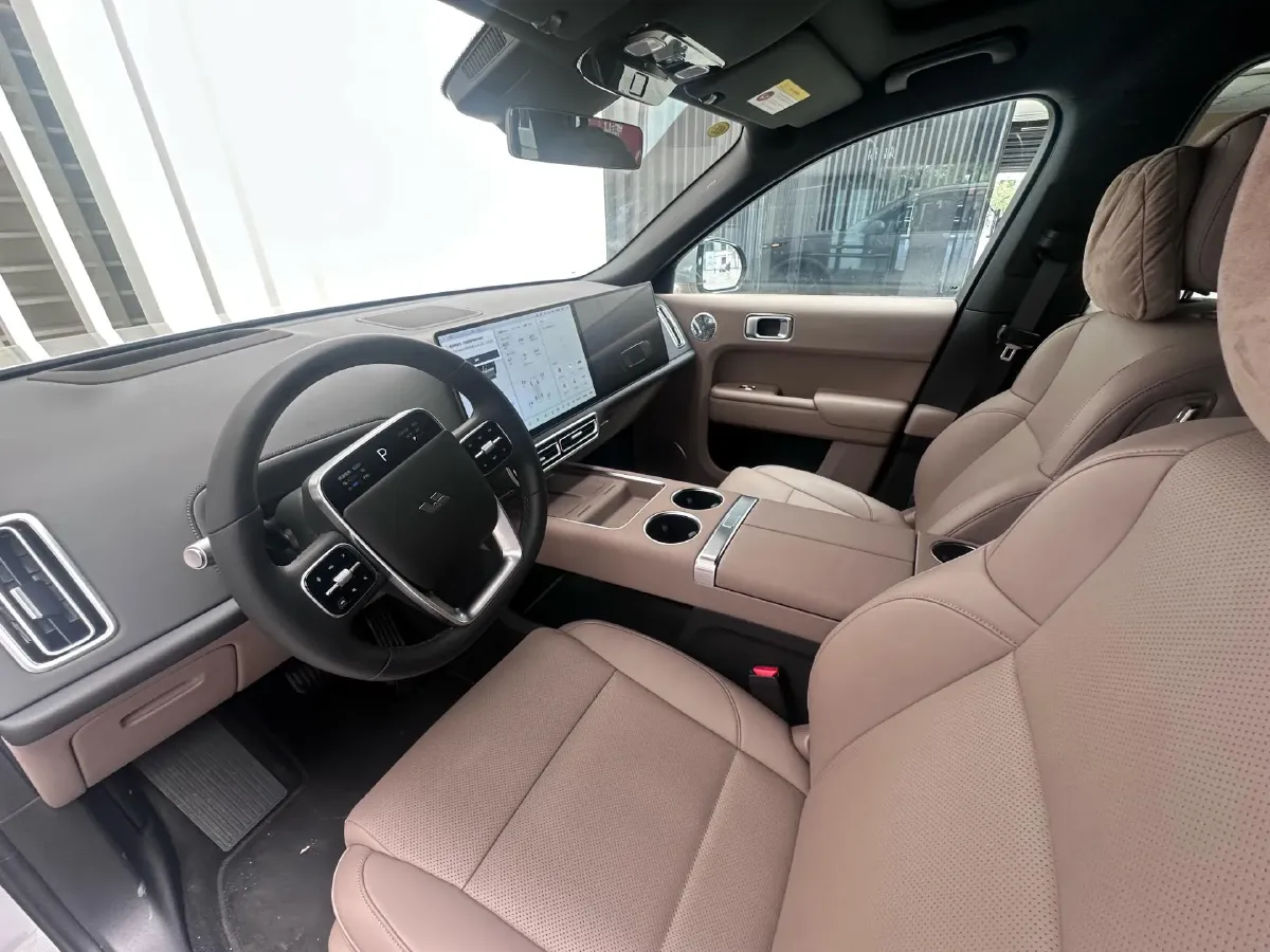 2025 Li L9 Range Extended 154HP REEV,autocango,china used car exporter,china ev exporter,chinese used car exporter,chinese used ev exporter