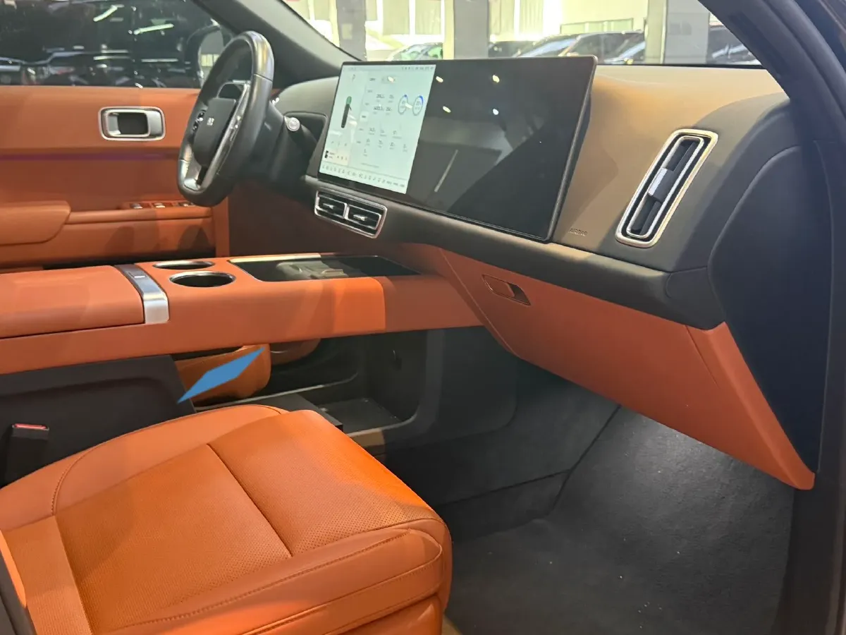 2024 Li L9 Range Extended 154HP REEV 52.3KWH,autocango,china used car exporter,china ev exporter,chinese used car exporter,chinese used ev exporter
