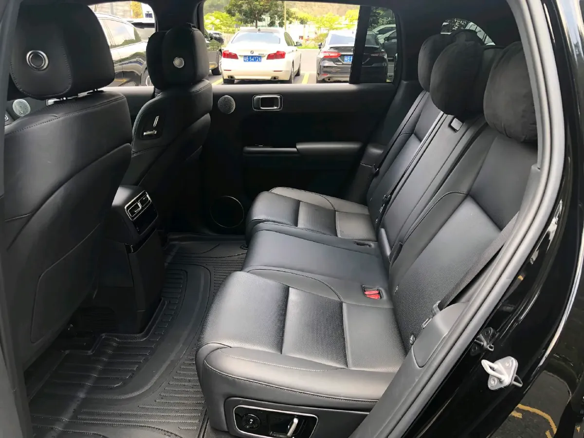 2024 Li L8 Range Extended 154HP REEV 42.8KWH,autocango,china used car exporter,china ev exporter,chinese used car exporter,chinese used ev exporter