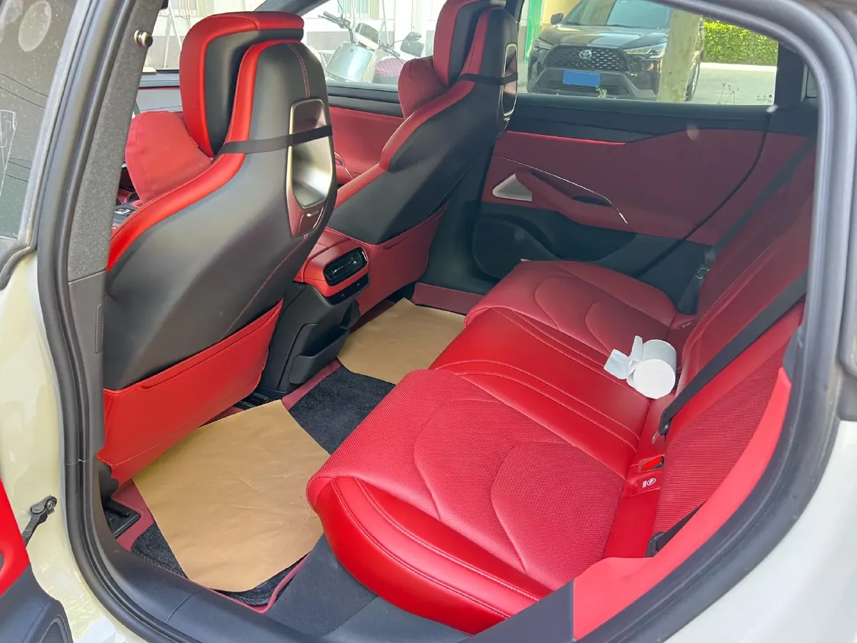 2024 MI SU7 BEV 94.3KWH,autocango,china used car exporter,china ev exporter,chinese used car exporter,chinese used ev exporter