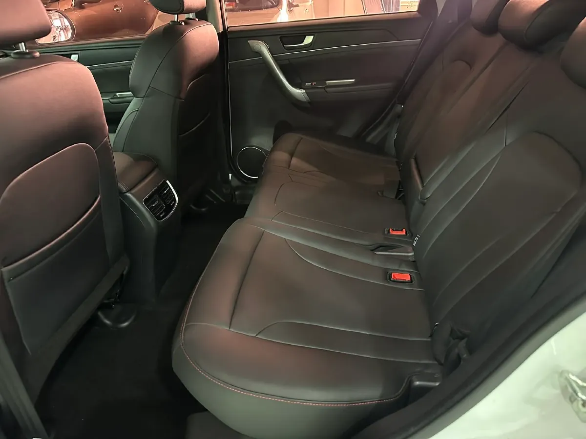 2018 Haval H6 1.5T 150HP L4 6MT,autocango,china used car exporter,china ev exporter,chinese used car exporter,chinese used ev exporter