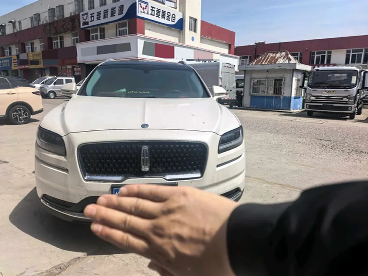 2021 Lincoln Nautilus 2.0T 245HP L4 8AT,autocango,china used car exporter,china ev exporter,chinese used car exporter,chinese used ev exporter
